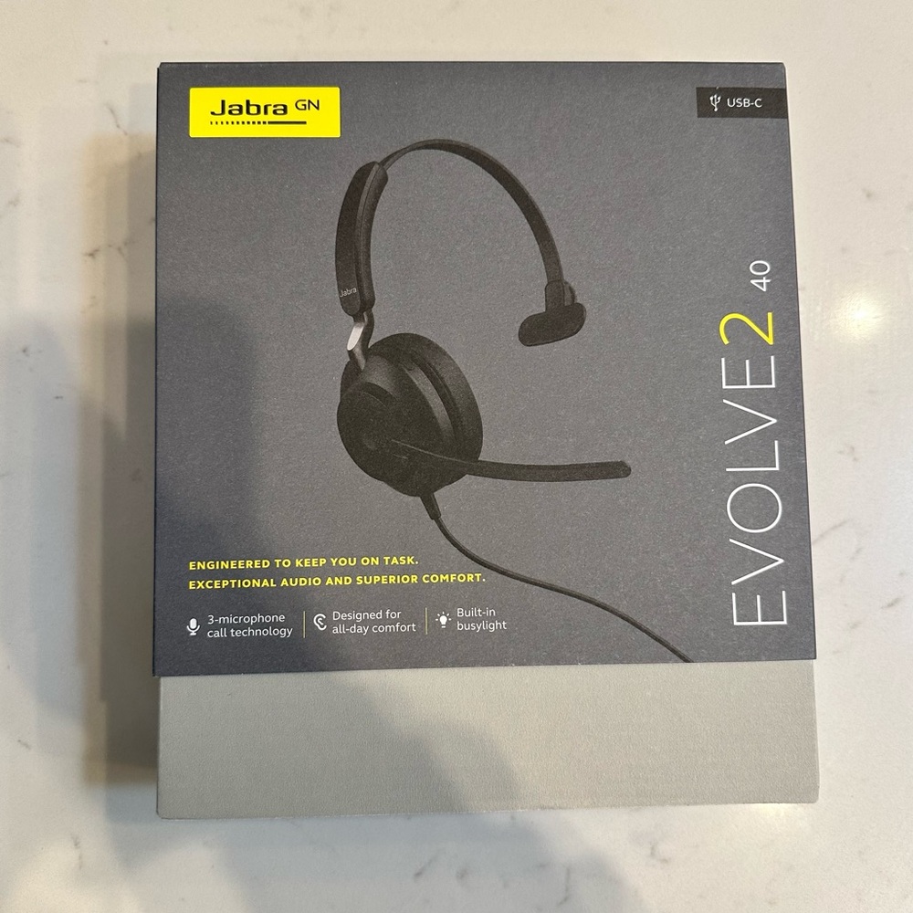 Jabra Evolve2 40 Headset - Mono (one ear)- USB-C - NEVER USED!